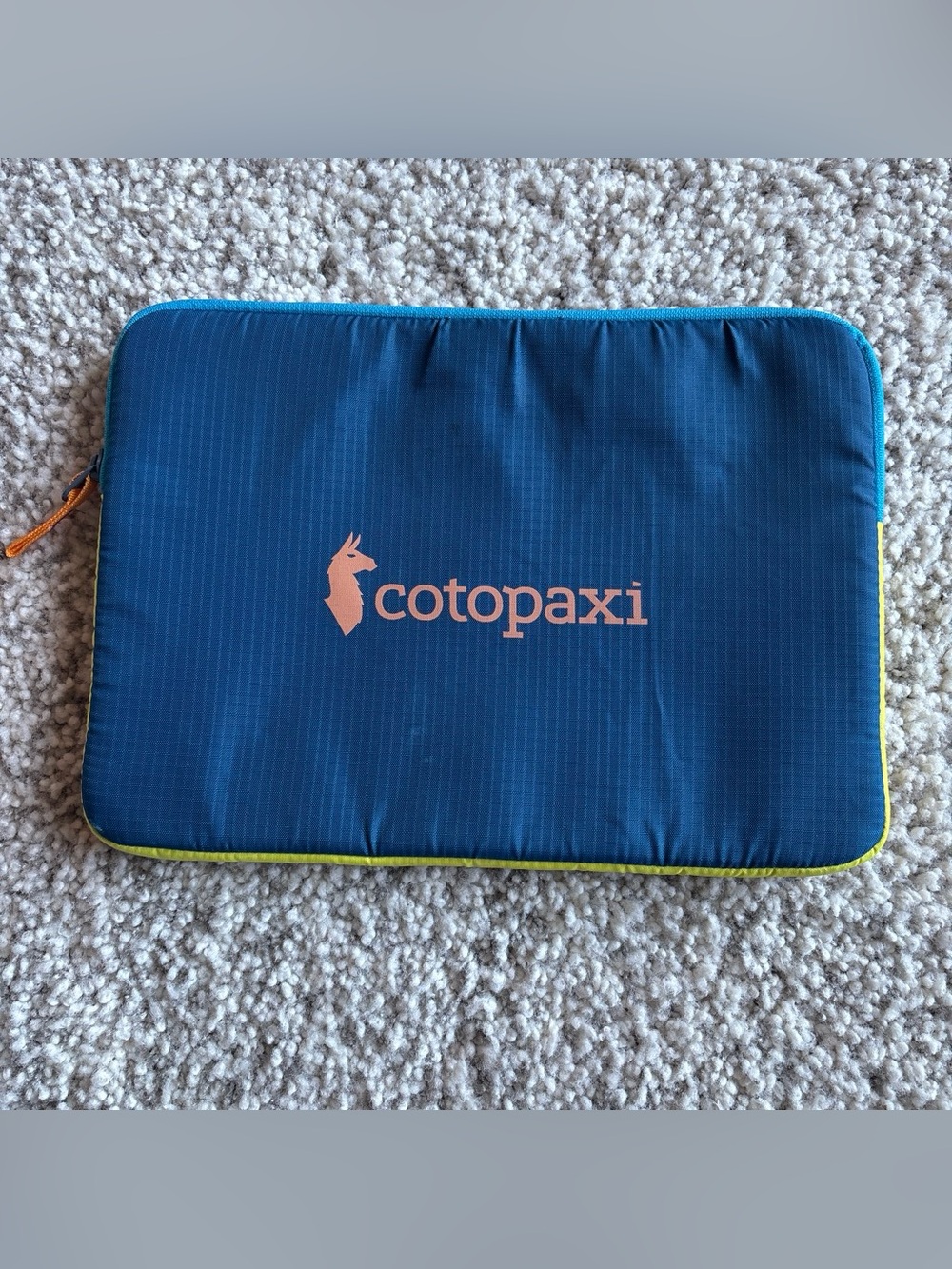 Cotopaxi Laptop / Tablet Sleeve
